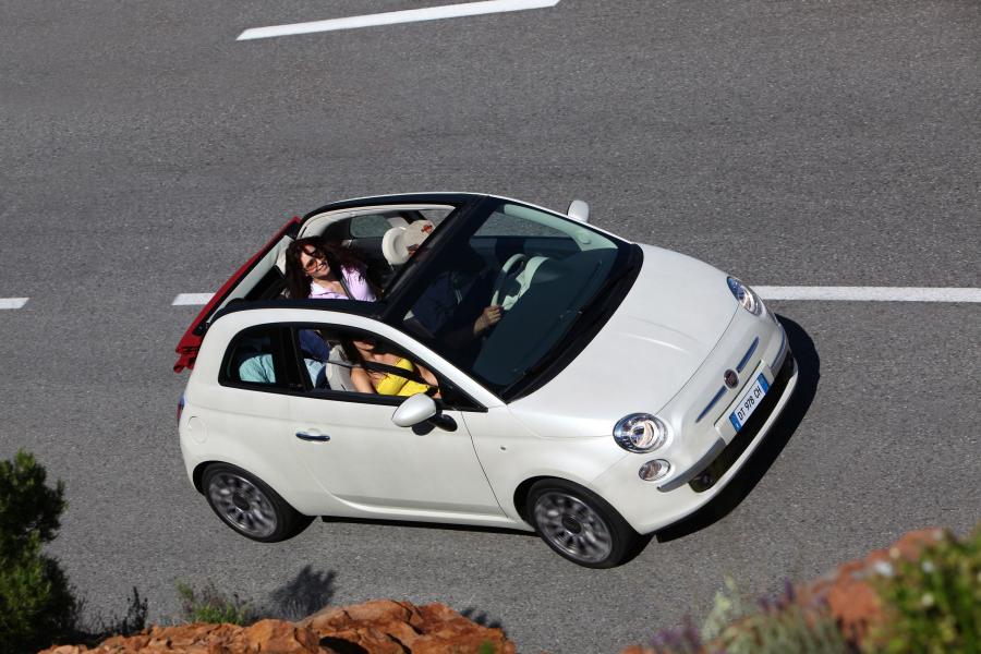  Fiat 500C 2009 года  (фото 19 из 140)